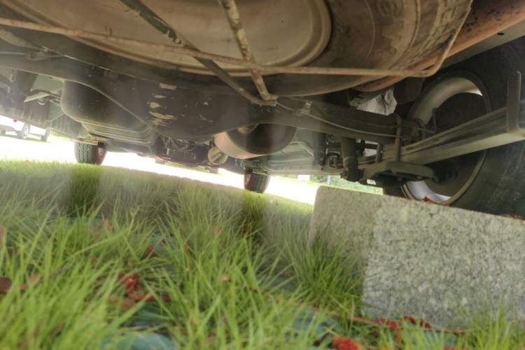 Used Toyota HIACE 2011 2.7L Automatic Standard Edition 13 Seats Chassis Rear