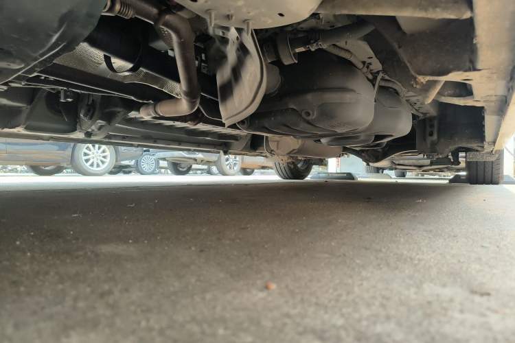 Used Toyota HIACE  Chassis Front Left