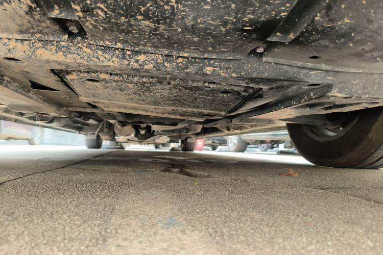 Used Toyota HIACE  Chassis Front