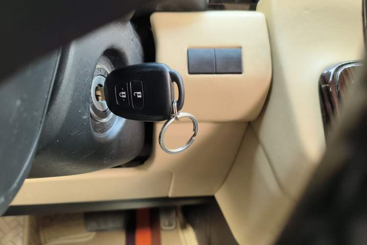 Used Toyota HIACE  Vehicle Key