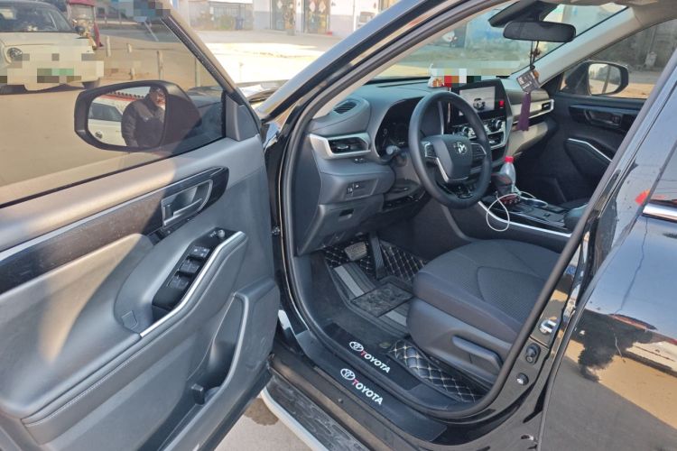 Used Toyota Highlander 2024 2.5L Smart Electric Hybrid Dual-Motor Two-Wheel-Drive Elite Edition 5 Seats Driver Seat