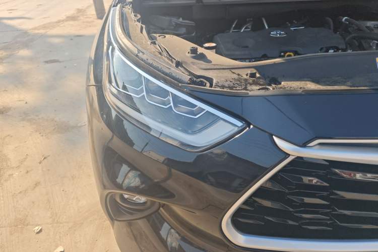 Used Toyota Highlander 2024 2.5L Smart Electric Hybrid Dual-Motor Two-Wheel-Drive Elite Edition 5 Seats Right Front Headlight