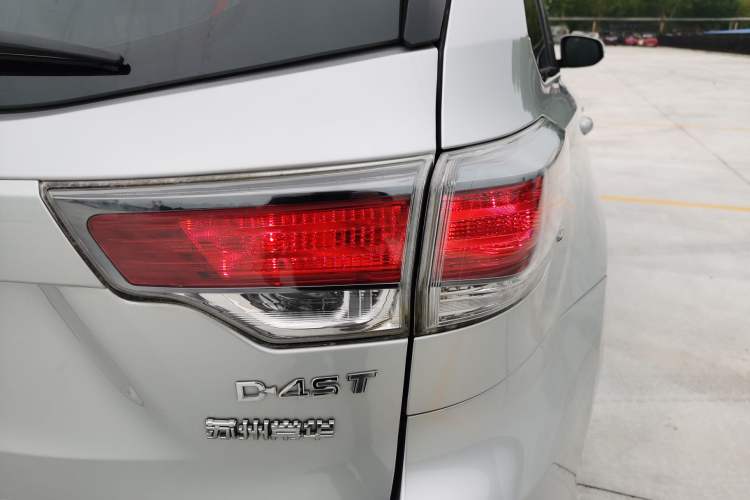 Used Toyota Highlander 2017 2.0T Two-Wheel Drive Elite Edition 5 Seats Exterior 10