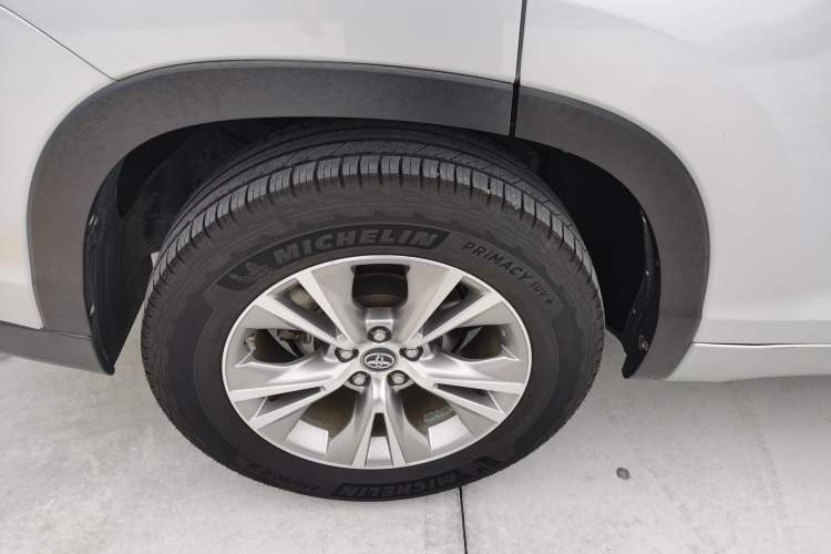 Used Toyota Highlander 2017 2.0T Two-Wheel Drive Elite Edition 5 Seats Exterior 12