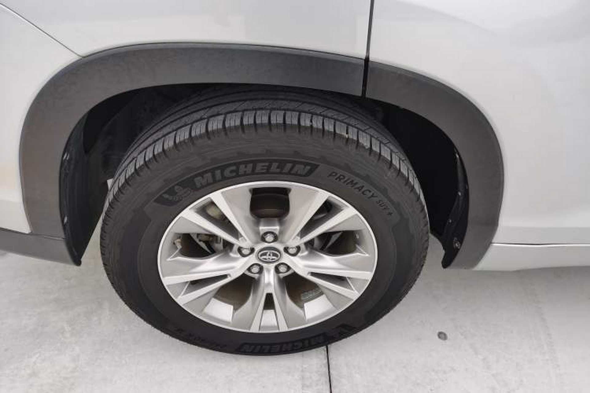 Used Toyota Highlander 2017 2.0T Two-Wheel Drive Elite Edition 5 Seats Exterior 12