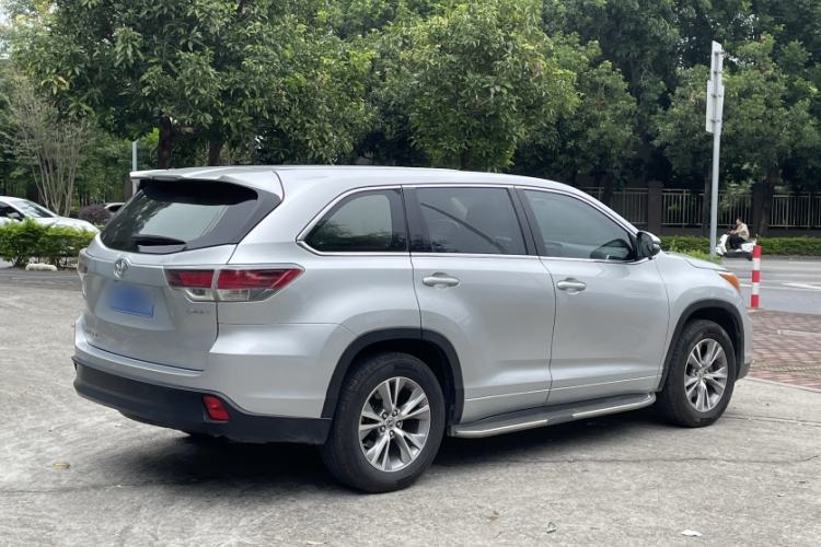 Used Toyota Highlander 2015 2.0T Two-Wheel Drive Elite Edition 7 Seats Exterior 8