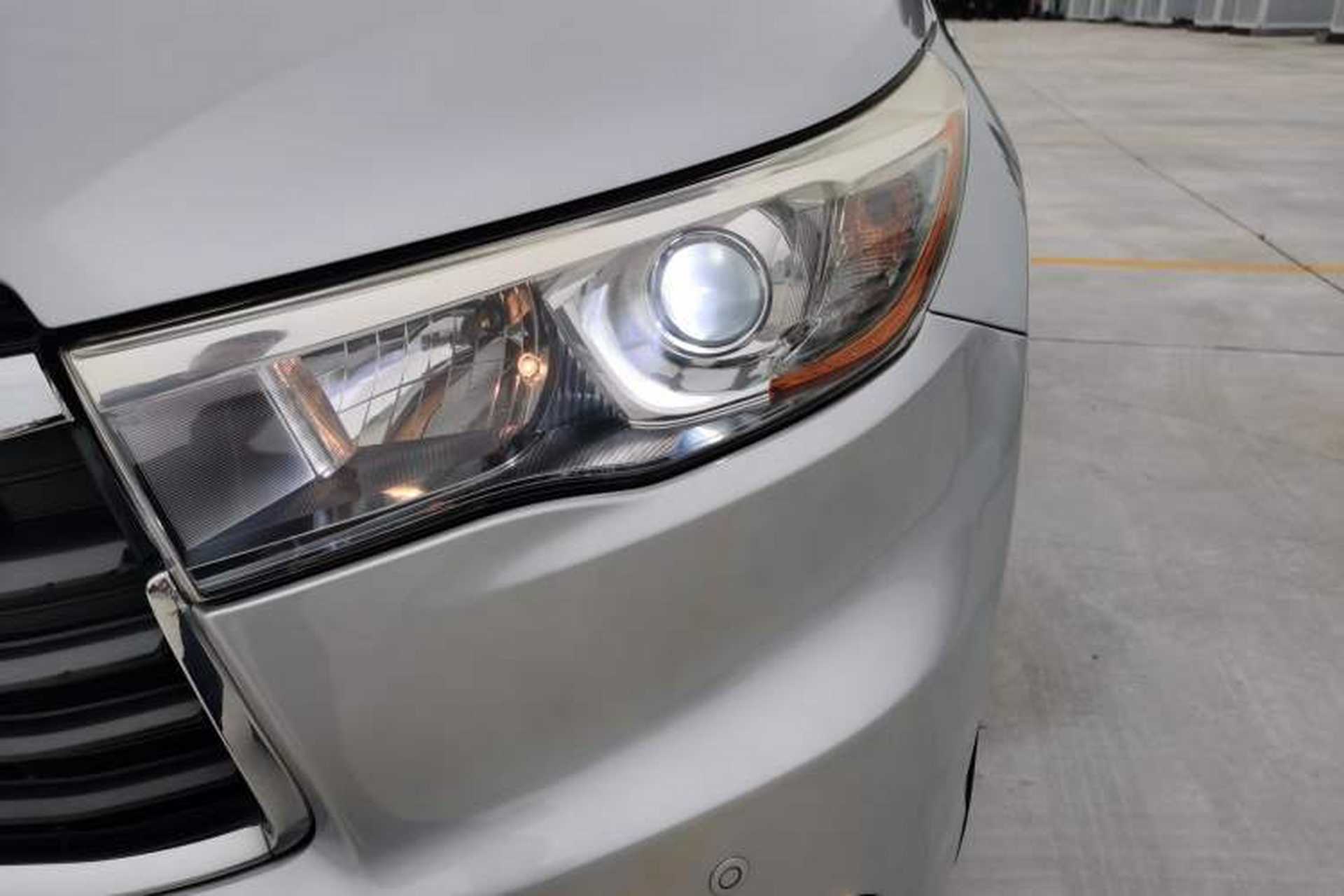 Used Toyota Highlander 2017 2.0T Two-Wheel Drive Elite Edition 5 Seats Exterior 9