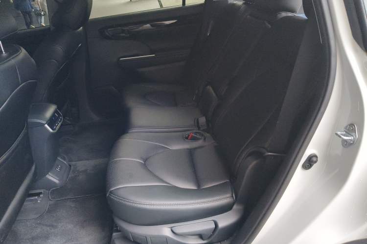 Used Toyota Highlander 2024 2.5L Smart Electric Hybrid Dual-Motor Two-Wheel-Drive Elite Edition 5 Seats Left Rear Seat