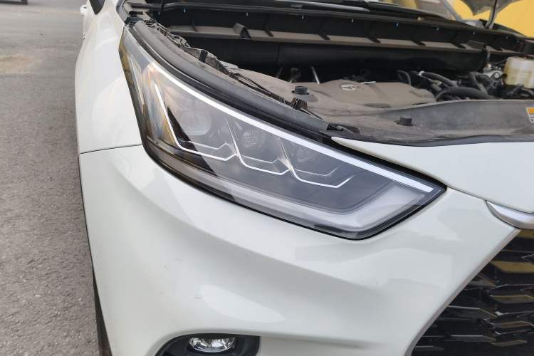 Used Toyota Highlander 2024 2.5L Smart Electric Hybrid Dual-Motor Two-Wheel-Drive Elite Edition 5 Seats Right Front Headlight