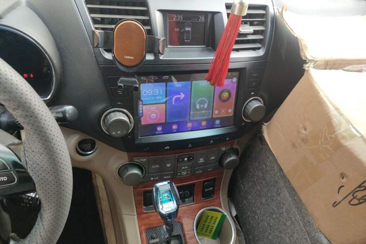 Used Toyota Highlander 2007 LIMITED Edition Audio And AC Panel