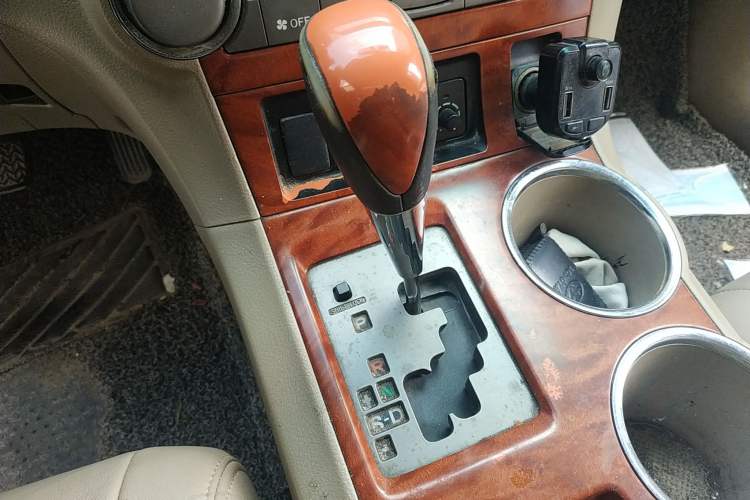 Used Toyota Highlander 2007 LIMITED Edition Gear Lever