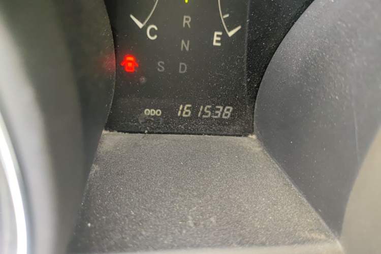 Used Toyota Highlander 2007 LIMITED Edition Odometer Close Up