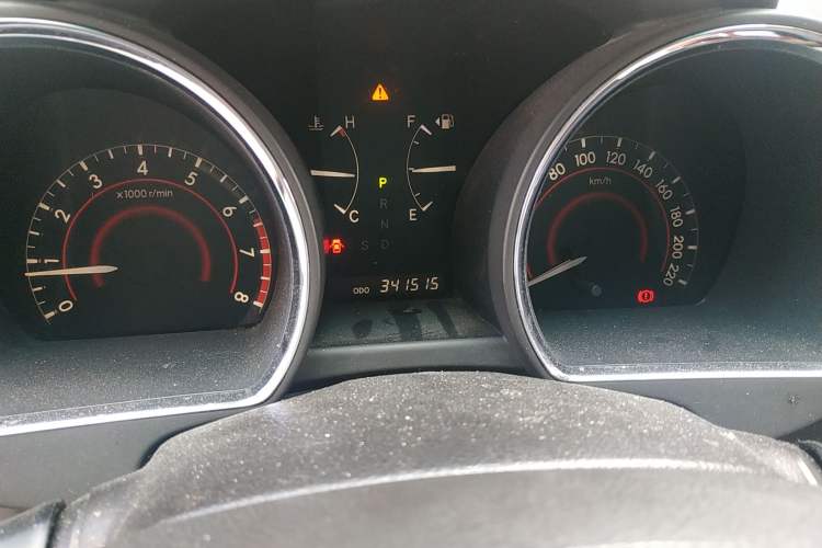 Used Toyota Highlander 2007 LIMITED Edition Odometer Close Up