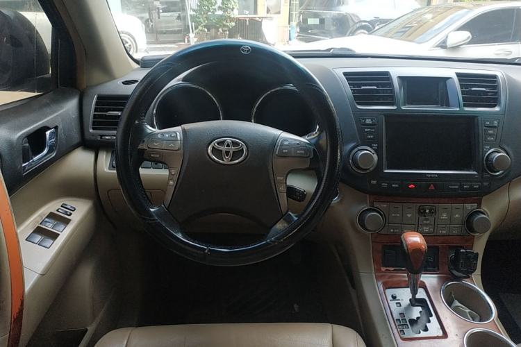 Used Toyota Highlander 2007 LIMITED Edition Steering Wheel