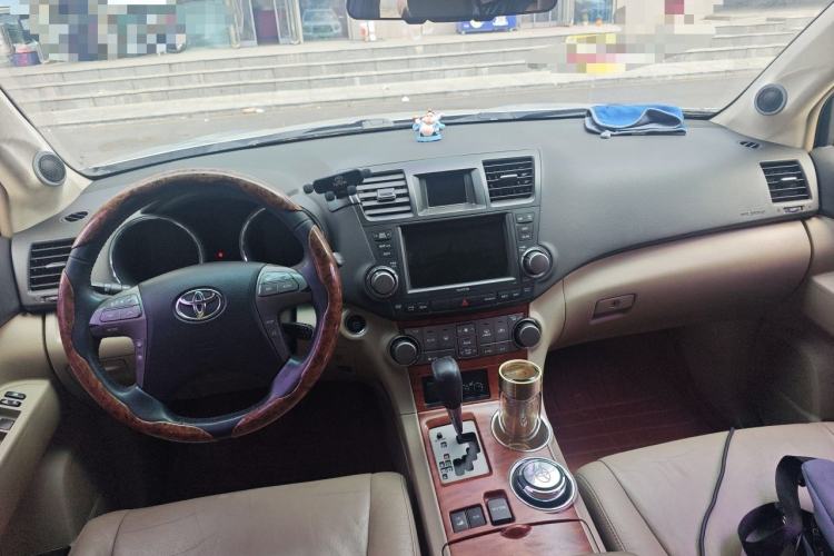 Used Toyota Highlander 2007 LIMITED Edition Center Console