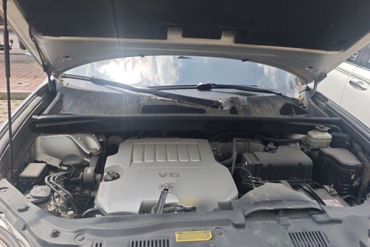 Used Toyota Highlander 2007 LIMITED Edition Engine Bay