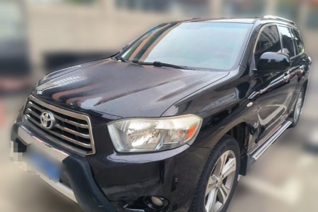 Toyota Highlander 2009 2.7L Two-Wheel Drive 7-Seater Luxury Navigation Edition usata