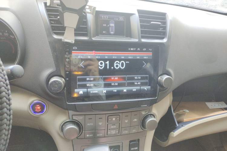 Used Toyota Highlander 2009 3.5L 4x4 7-Seater Luxury Edition Audio And AC Panel