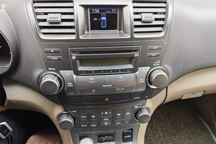 Used Toyota Highlander 2009 3.5L 4x4 7-Seater Luxury Edition Audio And AC Panel