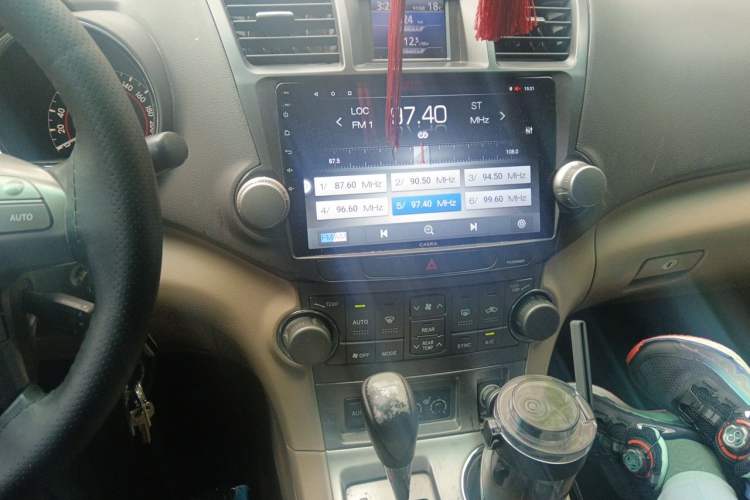 Used Toyota Highlander 2009 2.7L Two-Wheel Drive 7-Seater Luxury Navigation Edition Audio And AC Panel