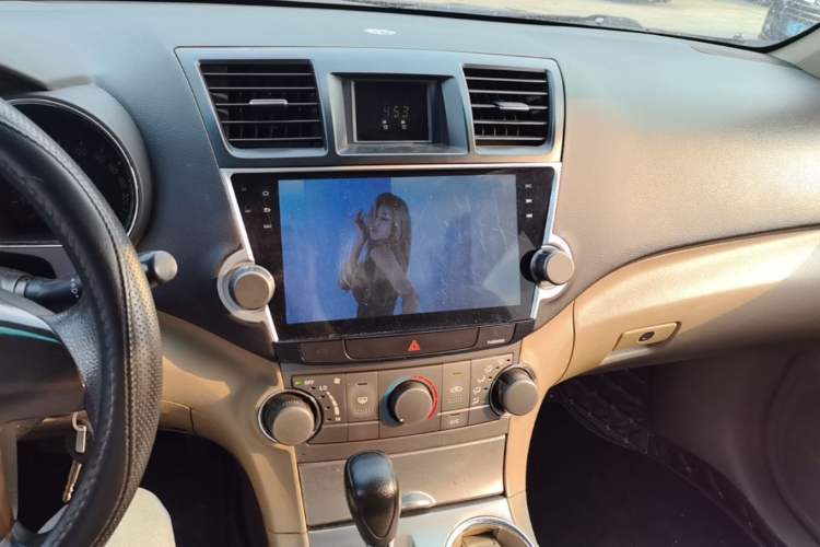 Used Toyota Highlander 2009 2.7L 2WD 5-Seater Elite Edition Audio And AC Panel