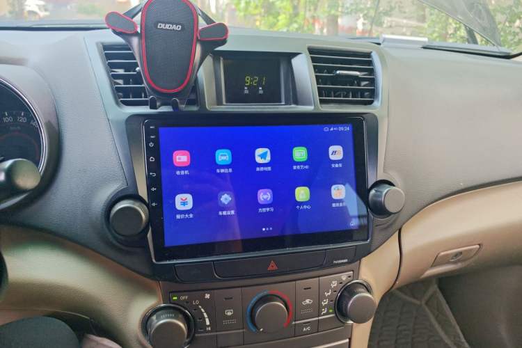 Used Toyota Highlander 2009 2.7L 2WD 5-Seater Elite Edition Audio And AC Panel