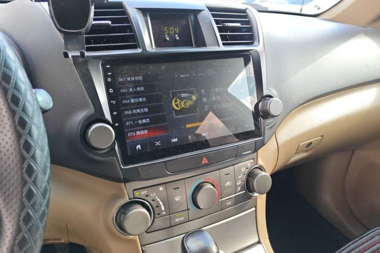Used Toyota Highlander 2009 3.5L 4x4 7-Seater Elite Edition Audio And AC Panel