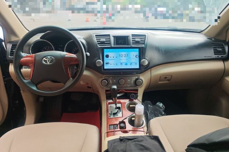 Used Toyota Highlander 2009 2.7L 2WD 5-Seater Elite Edition Center Console