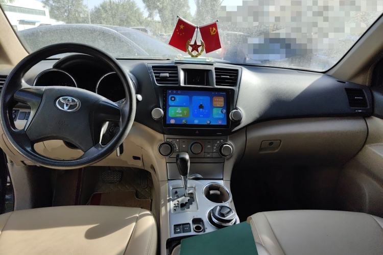 Used Toyota Highlander 2009 3.5L 4x4 7-Seater Elite Edition Center Console