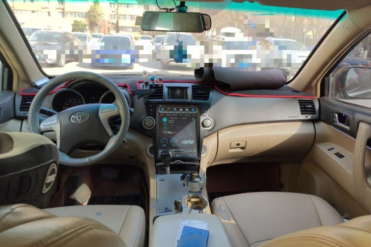 Used Toyota Highlander 2009 3.5L 4x4 7-Seater Elite Edition Center Console