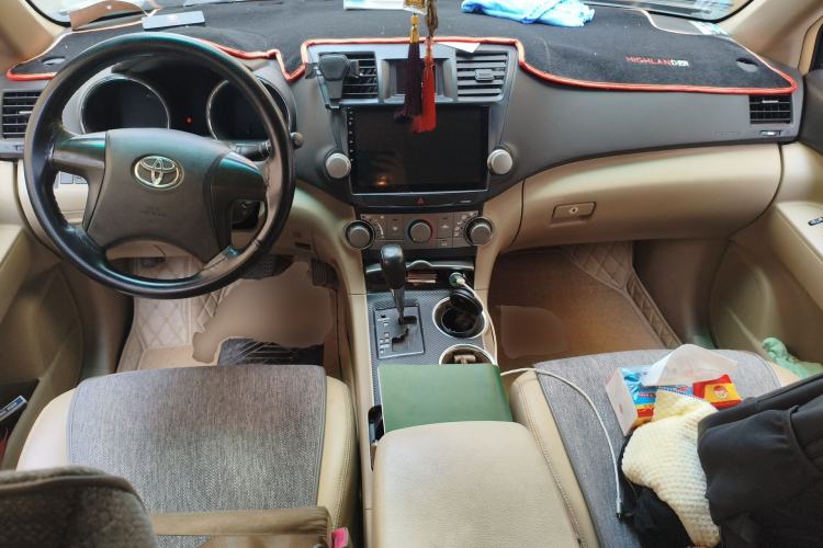 Used Toyota Highlander 2009 2.7L 2WD 5-Seater Elite Edition Center Console
