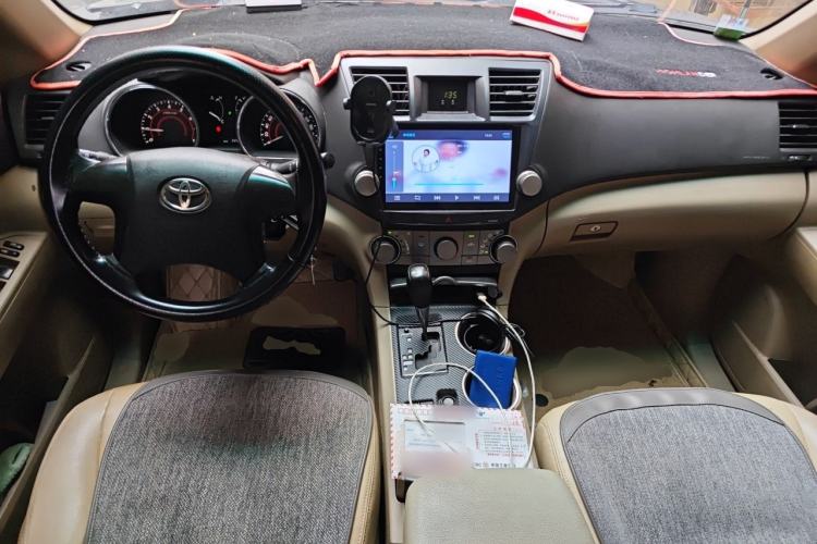 Used Toyota Highlander 2009 2.7L 2WD 5-Seater Elite Edition Center Console