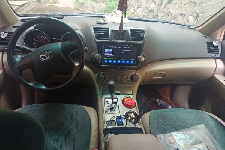 Used Toyota Highlander 2009 2.7L 2WD 5-Seater Elite Edition Center Console