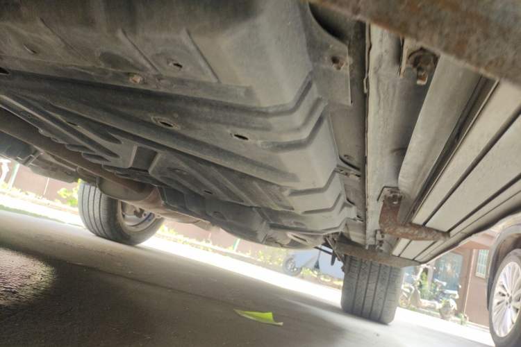 Used Toyota Highlander 2009 2.7L Two-Wheel Drive 7-Seater Supreme Edition Chassis Front Left