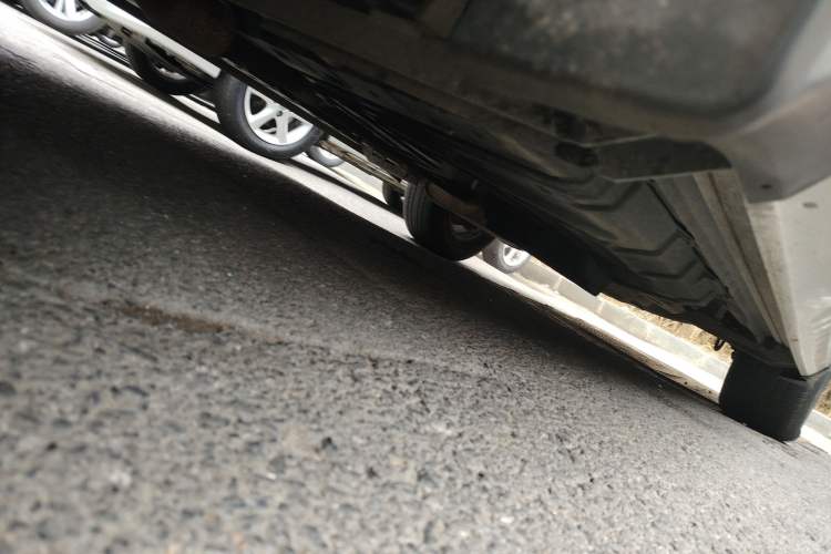 Used Toyota Highlander 2009 2.7L 2WD 5-Seater Elite Edition Chassis Front Left