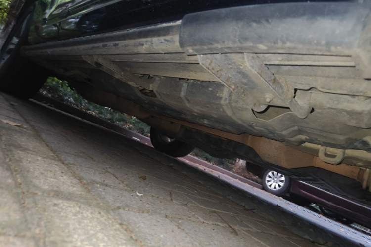 Used Toyota Highlander 2009 3.5L 4x4 7-Seater Luxury Edition Chassis Front Right