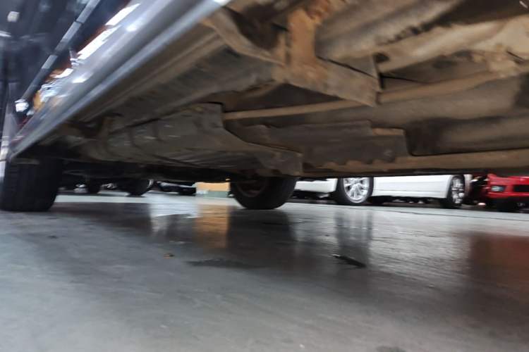 Used Toyota Highlander 2009 2.7L Two-Wheel Drive 5-Seater Sport Edition Chassis Rear Left