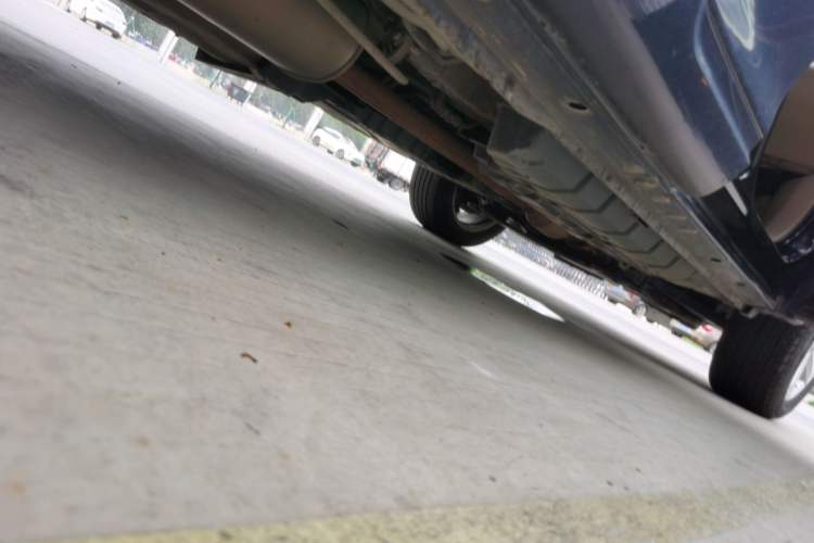 Used Toyota Highlander 2009 2.7L Two-Wheel Drive 7-Seater Supreme Edition Chassis Rear Right