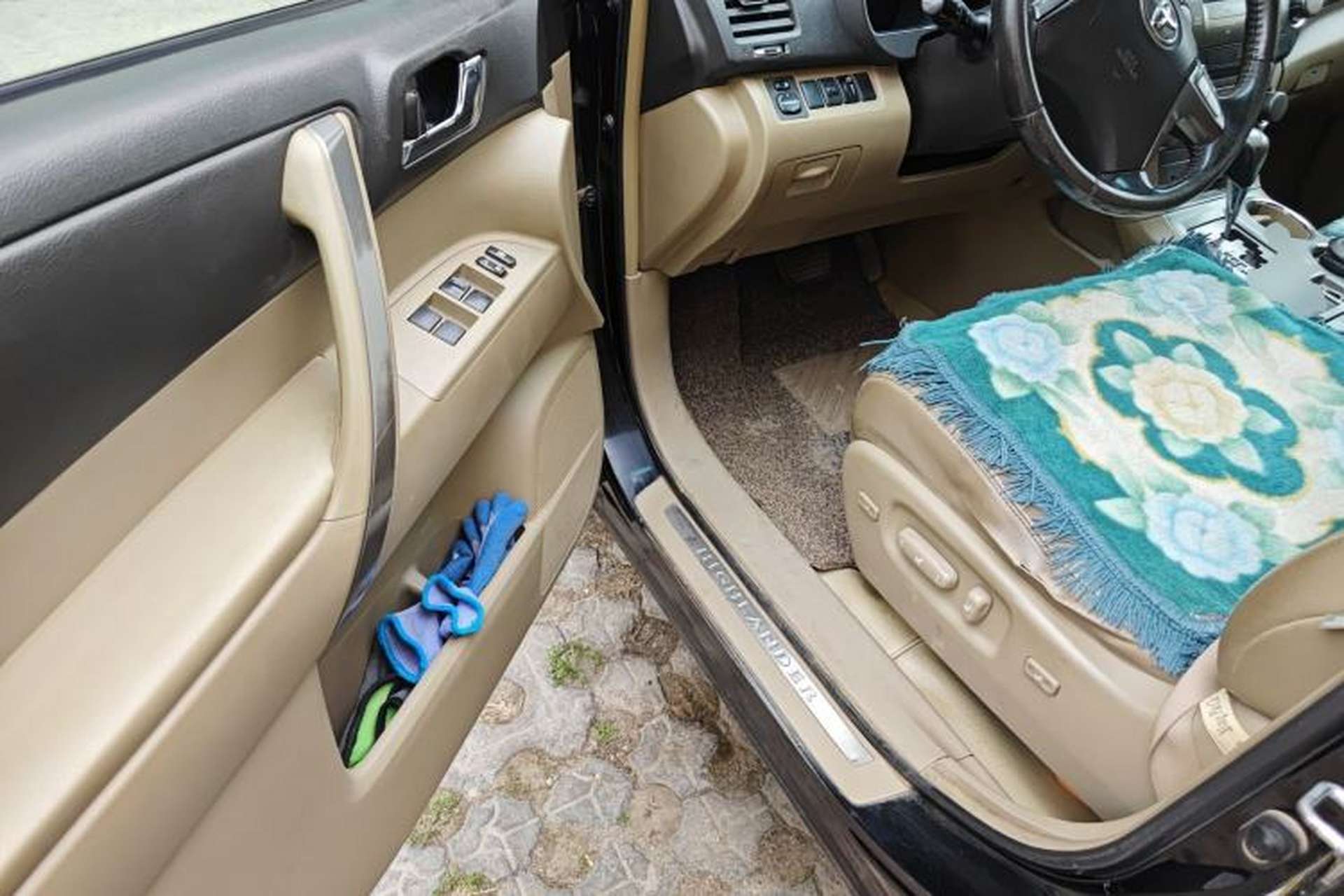 Used Toyota Highlander 2009 3.5L 4x4 7-Seater Luxury Edition Driver Seat