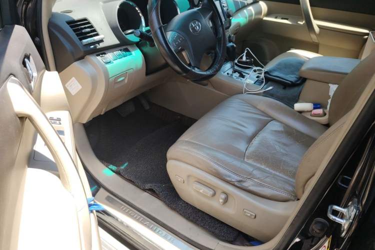 Used Toyota Highlander 2009 2.7L Two-Wheel Drive 5-Seater Sport Edition Driver Seat