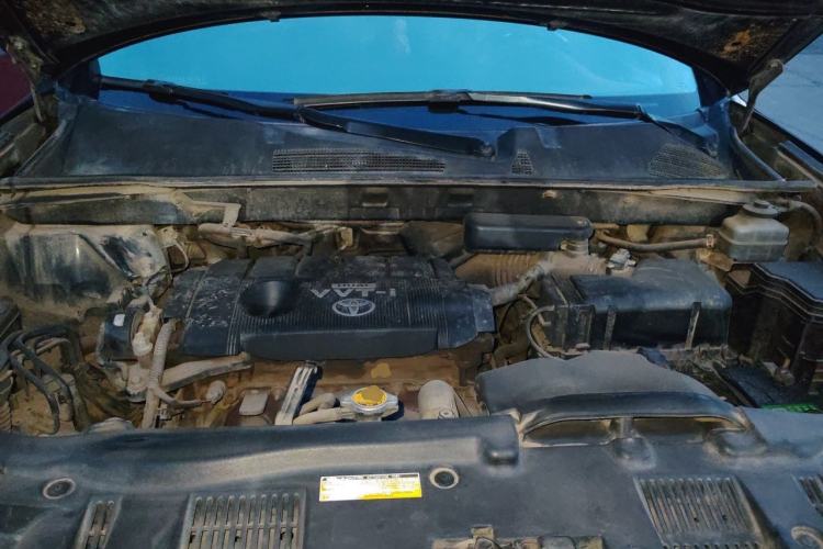 Used Toyota Highlander 2009 2.7L Two-Wheel Drive 7-Seater Supreme Edition Engine Bay