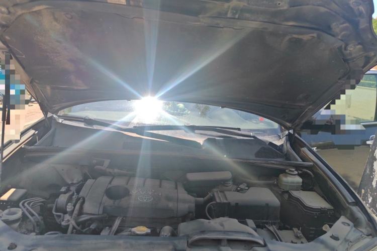 Used Toyota Highlander 2009 2.7L Two-Wheel Drive 7-Seater Luxury Edition Engine Bay