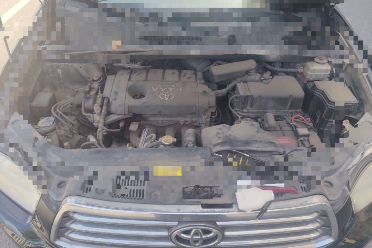 Used Toyota Highlander 2009 2.7L Two-Wheel Drive 7-Seater Luxury Edition Engine Bay