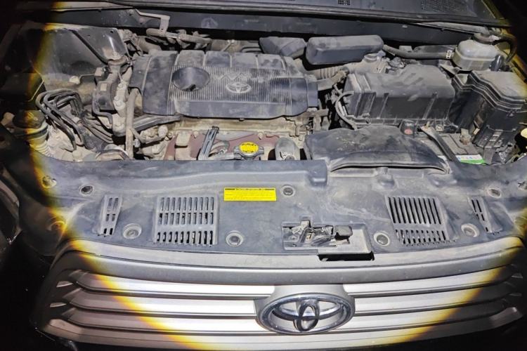 Used Toyota Highlander 2009 2.7L 2WD 7-Seater Elite Edition Engine Bay