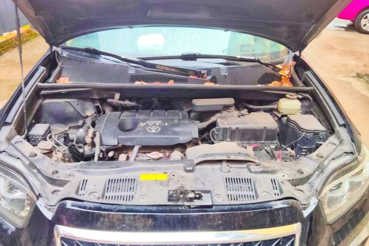 Used Toyota Highlander 2009 2.7L Two-Wheel Drive 7-Seater Supreme Edition Engine Bay