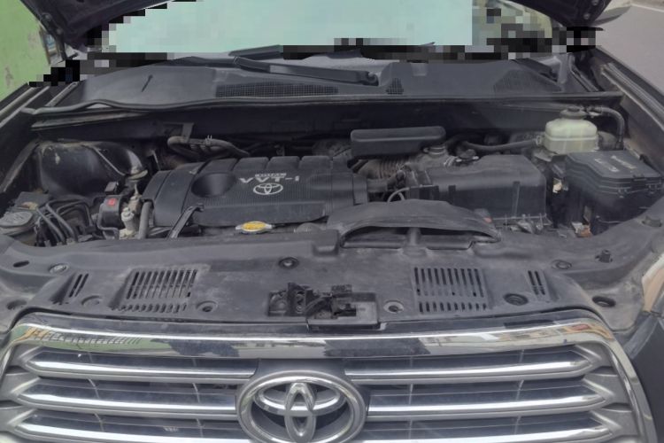 Used Toyota Highlander 2009 2.7L Two-Wheel Drive 7-Seater Luxury Edition Engine Bay