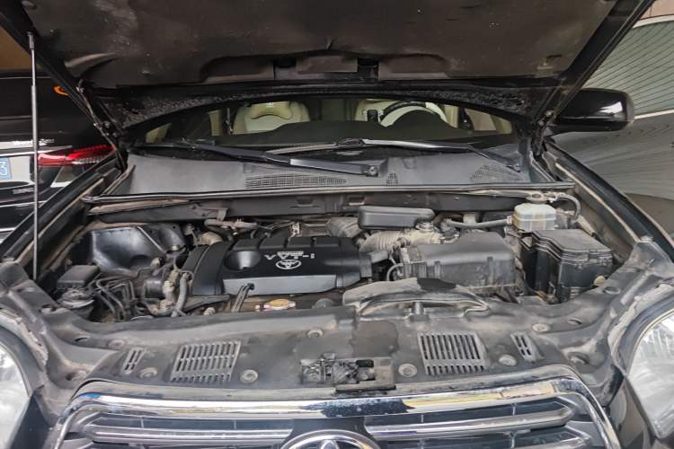 Used Toyota Highlander 2009 2.7L Two-Wheel Drive 7-Seater Luxury Edition Engine Bay