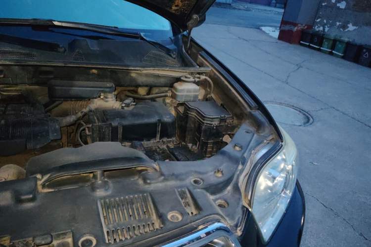 Used Toyota Highlander 2009 2.7L Two-Wheel Drive 7-Seater Supreme Edition Engine Bay Left