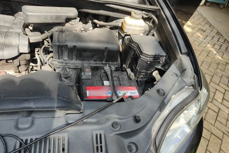 Used Toyota Highlander 2009 2.7L Two-Wheel Drive 7-Seater Luxury Edition Engine Bay Left