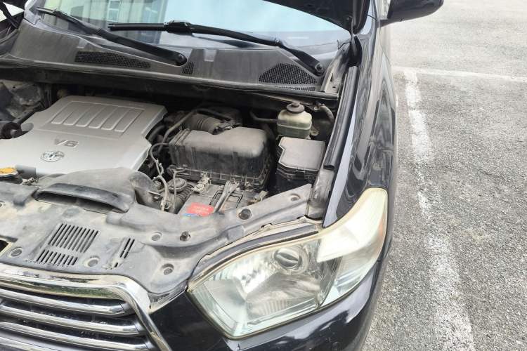Used Toyota Highlander 2009 3.5L 4x4 7-Seater Luxury Edition Engine Bay Left